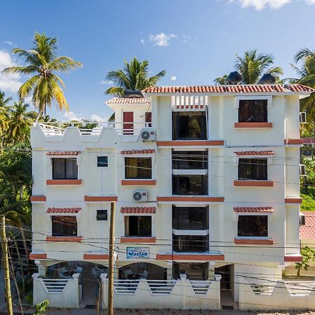 Hotel Turistico Marian Las Terrenas Exterior photo