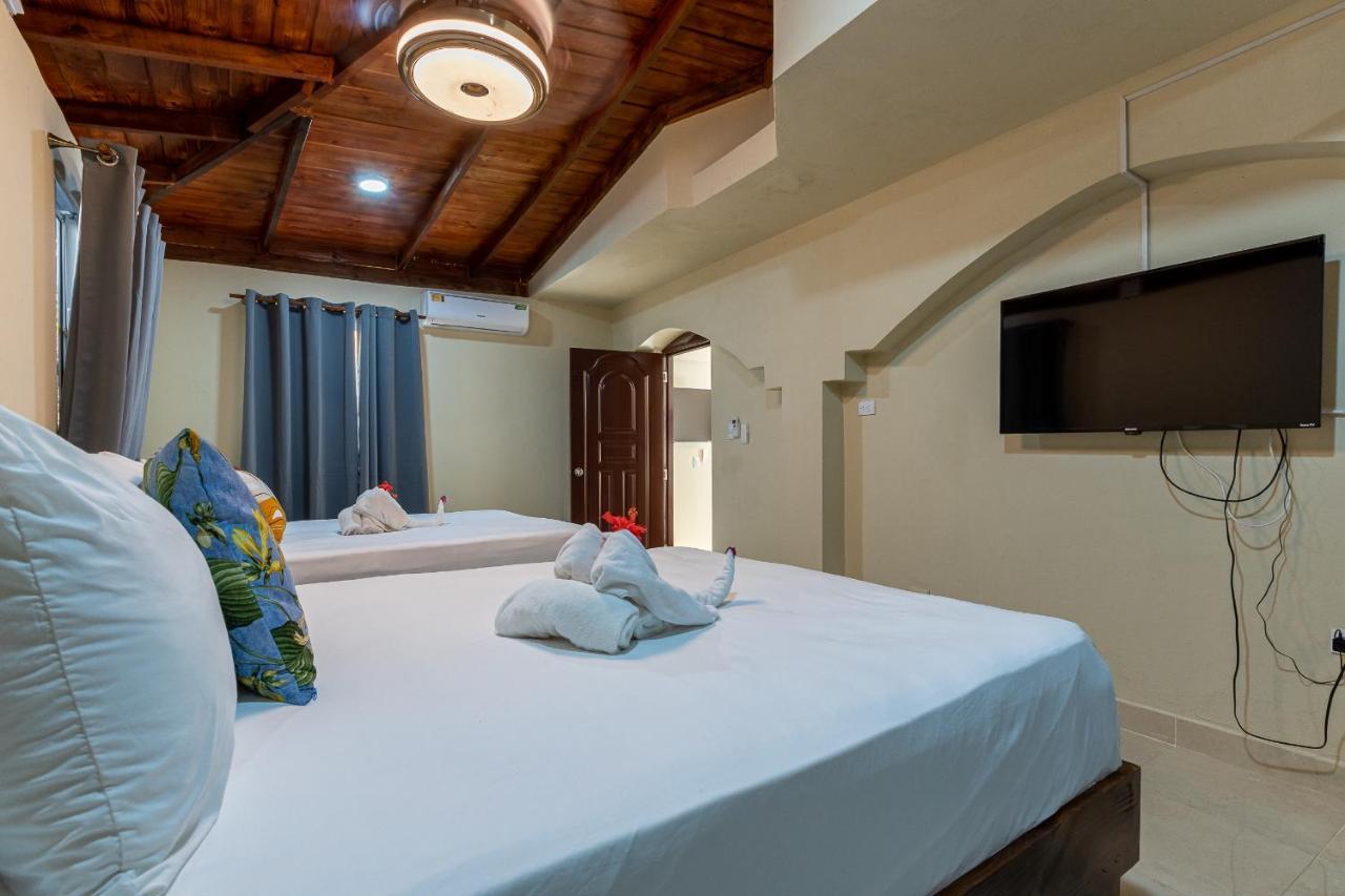 Hotel Turistico Marian Las Terrenas Exterior photo